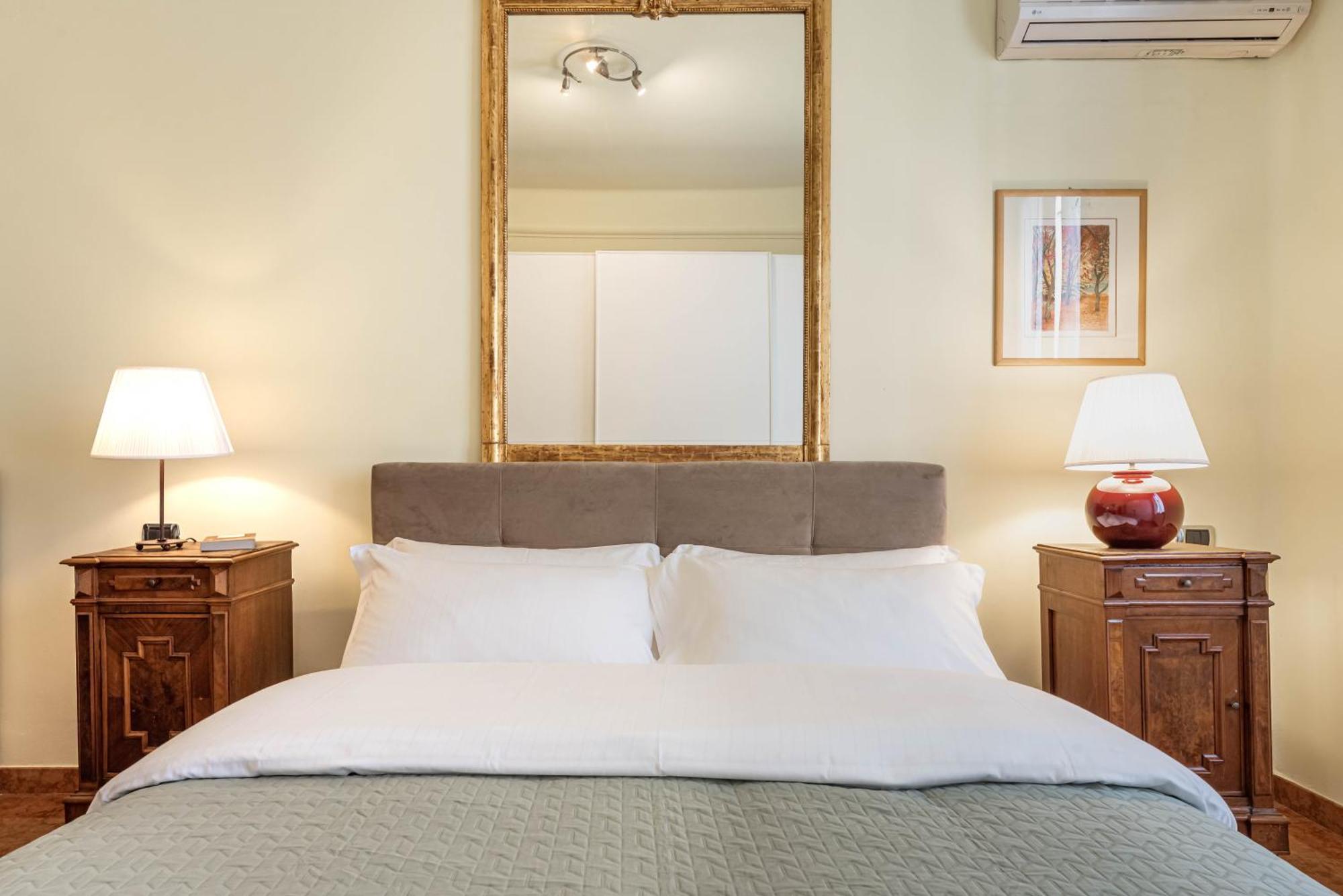 Piazza Isolo Central Apartment Verona Eksteriør billede