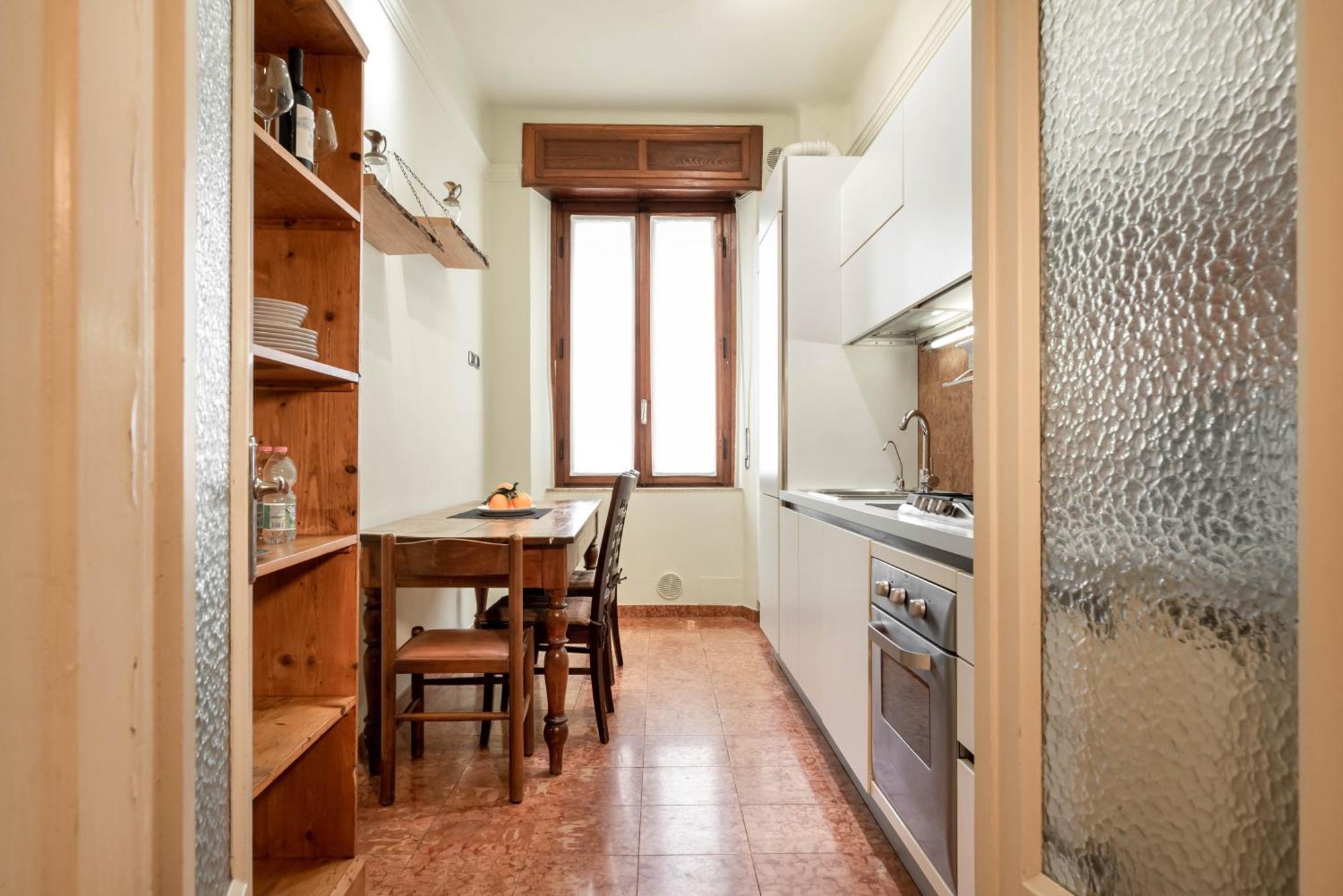 Piazza Isolo Central Apartment Verona Eksteriør billede